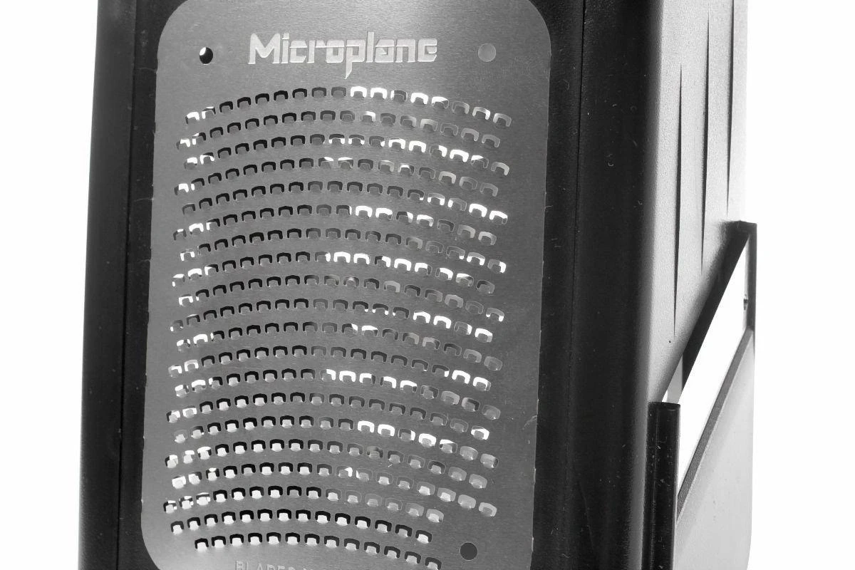 Microplane 4 Lados Rallador Box Grater Negro 7 Microplane 4 Lados Rallador Box Grater Negro - Imagen 5