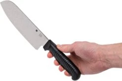 Spyderco K08PBK Santoku 16.5 Cm, Negro -Kinifeses Comercio SPK08PBKB 06 spyderco kitchen