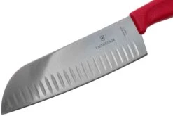 Victorinox SwissClassic 6.8521.17G Santoku Con Hoyuelos 17 Cm, Rojo 9 Victorinox SwissClassic 6.8521.17G Santoku Con Hoyuelos 17 Cm, Rojo -Kinifeses Comercio VT6 8521 17G 03 victorinox