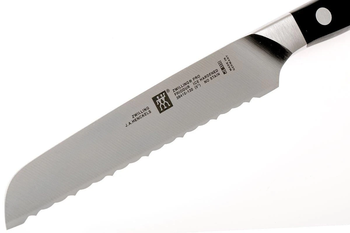 Zwilling Pro Cuchillo Multiusos 15.1, 38410-131-0 5 Zwilling Pro Cuchillo Multiusos 15.1, 38410-131-0 - Imagen 3